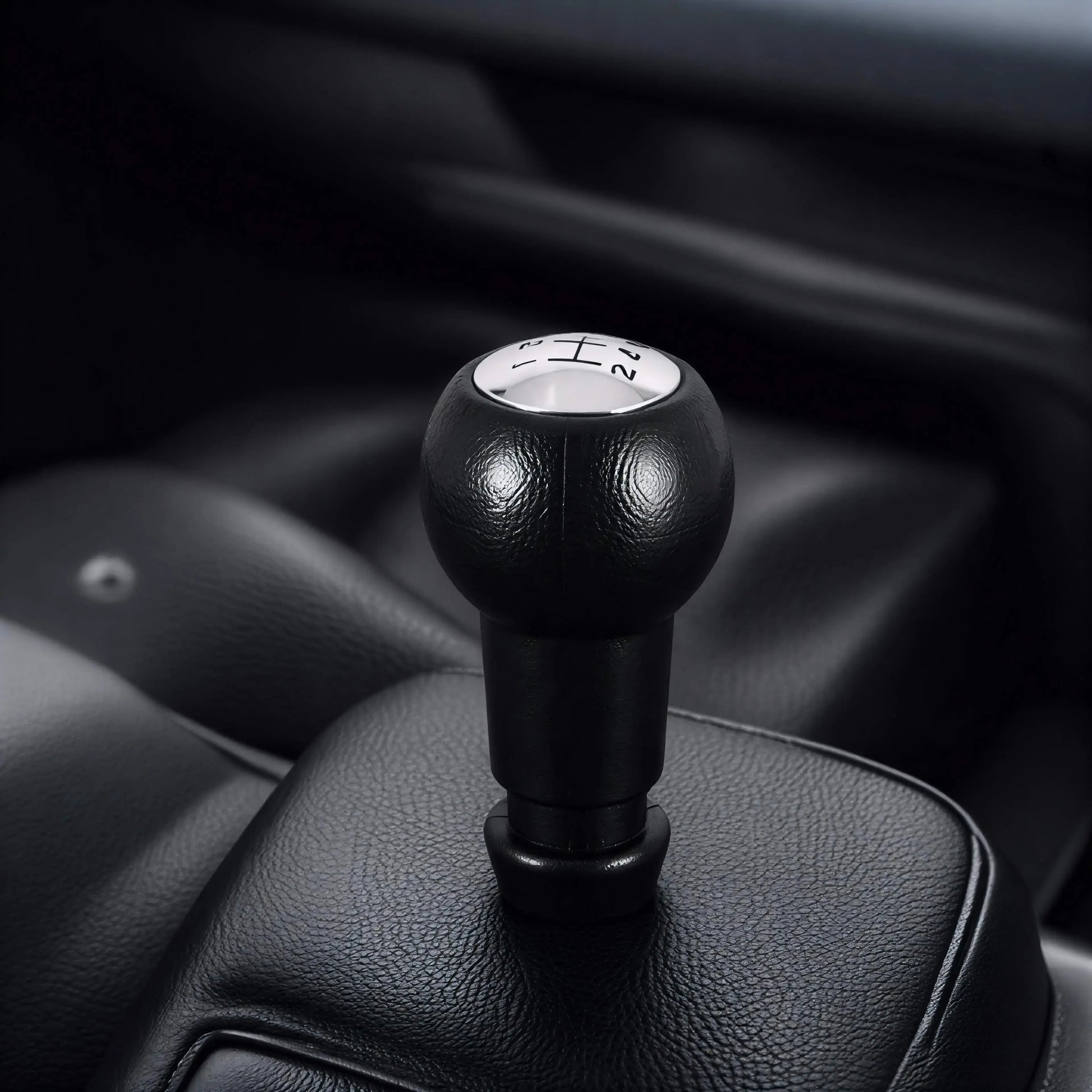 Pommeau de levier de vitesse Peugeot 207 noir compatible modèle 5 rapports